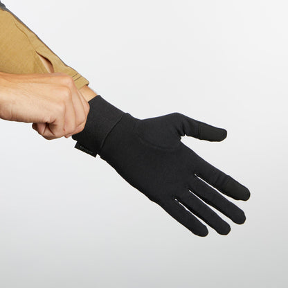 Quechua Adult MT500 Backpacking Silk Liner Gloves