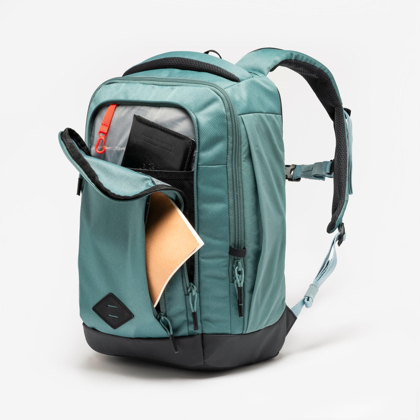 Quechua NH500 Escape 16 L Hiking Backpack