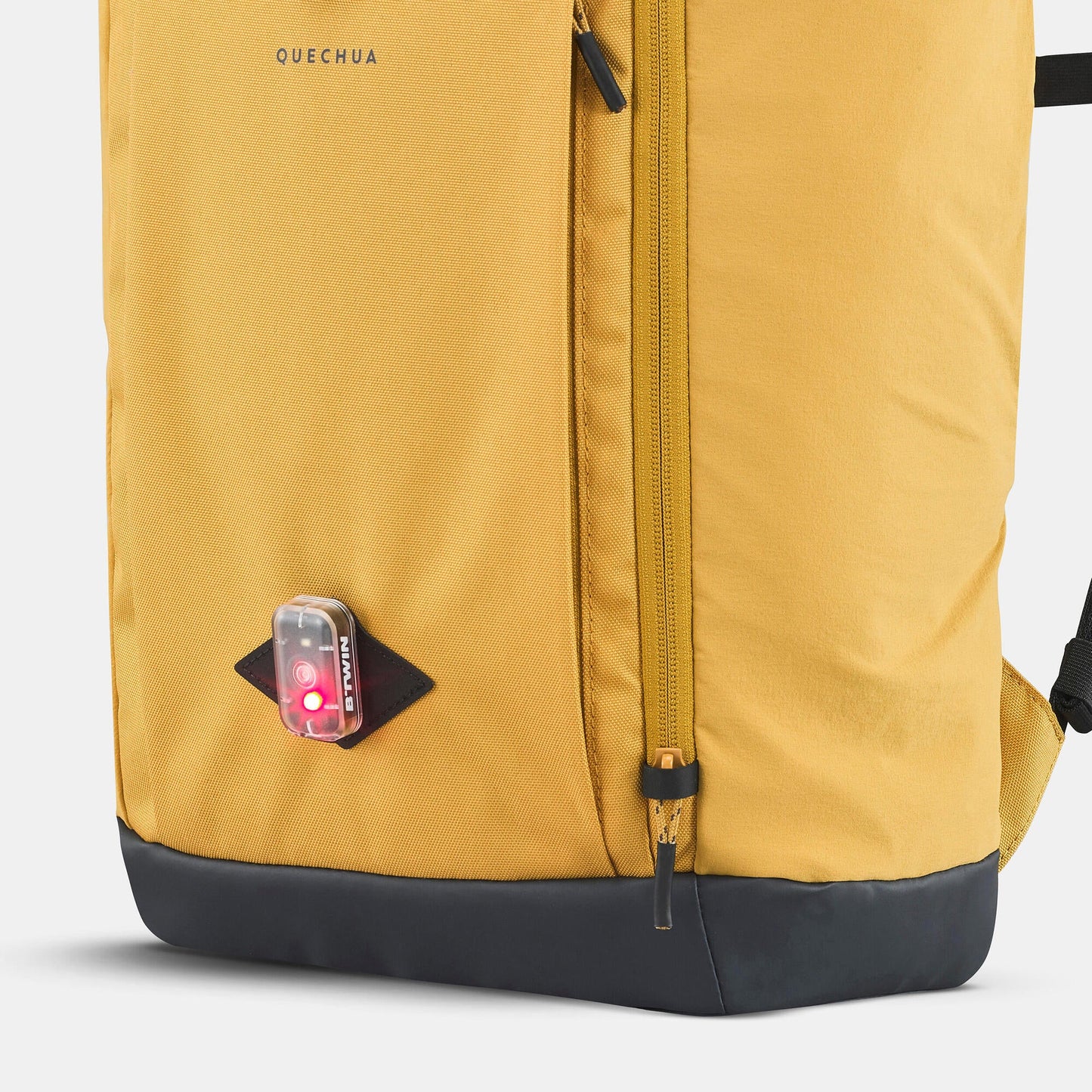 Quechua NH500 Escape Rolltop 23 L Backpack