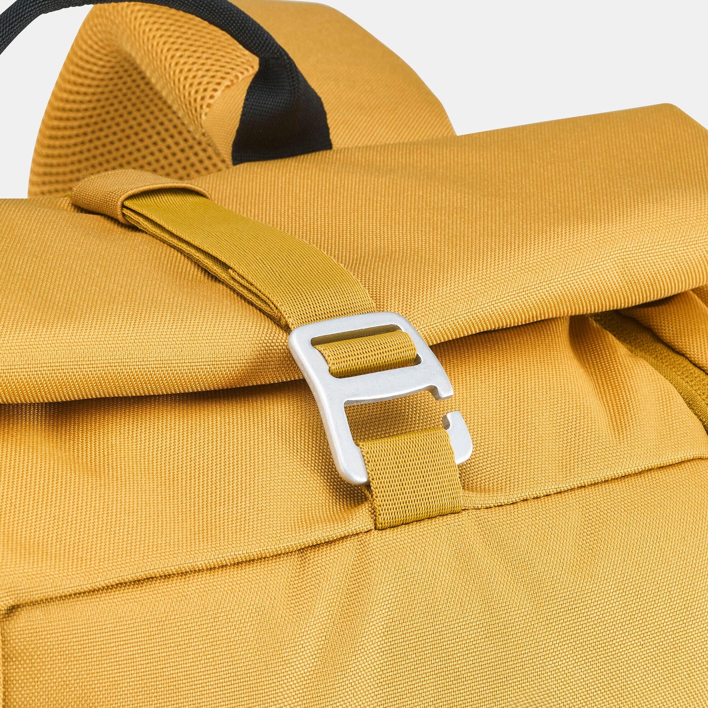 Quechua NH500 Escape Rolltop 23 L Backpack