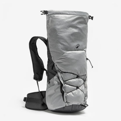 Quechua MH500 22L Lightweight Hiking Backpack