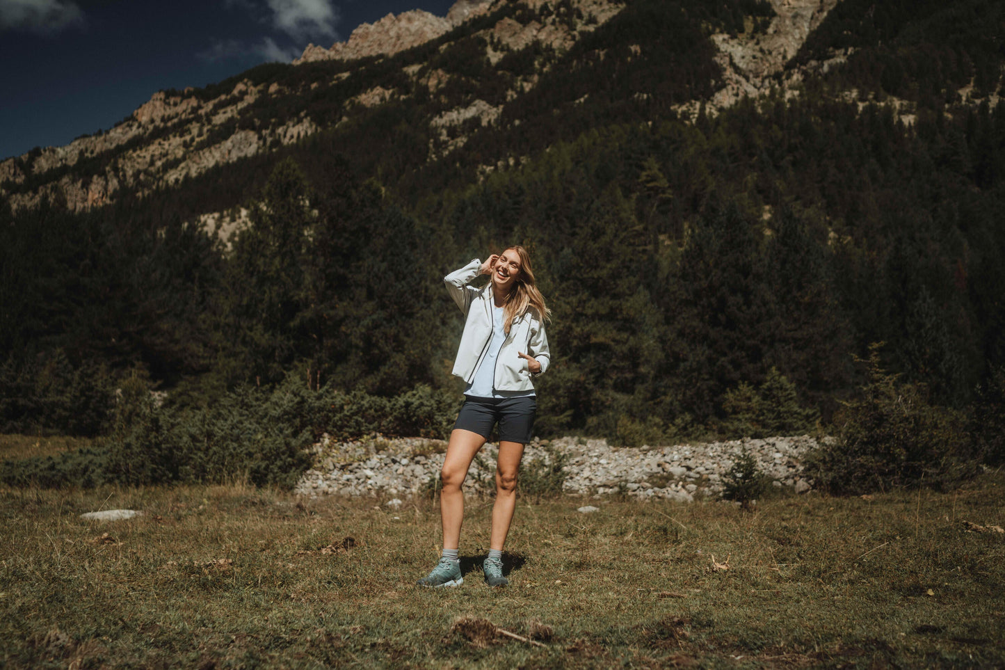 Quechua Women's MH100 Lightweight Waterproof Hiking Jacket