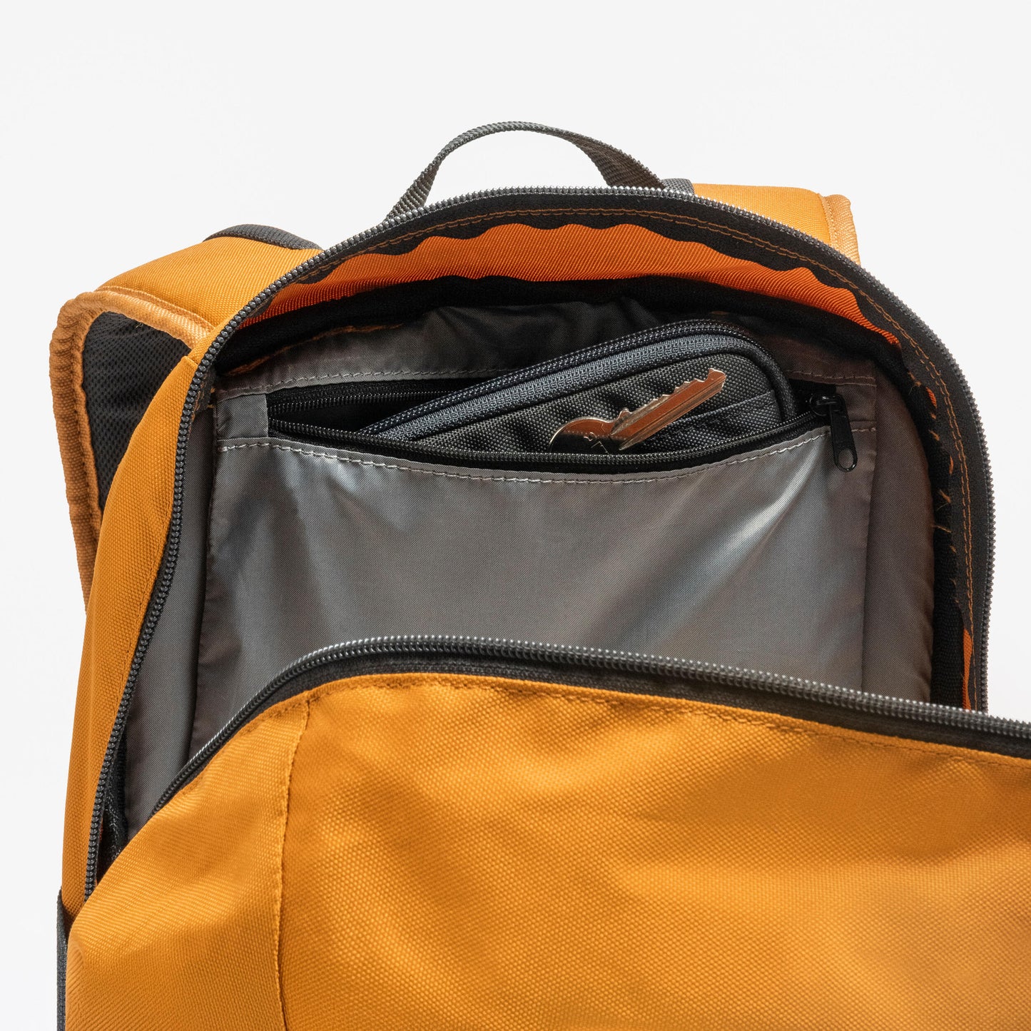 Quechua 100 Arpenaz 20L Hiking Backpack