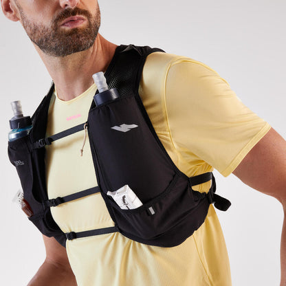 Kiprun 500 8L Trail Running Bag + 1L Water Bladder