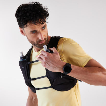 Kiprun 500 8L Trail Running Bag + 1L Water Bladder